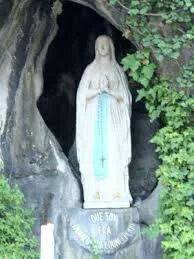 Notre Dame de Lourdes